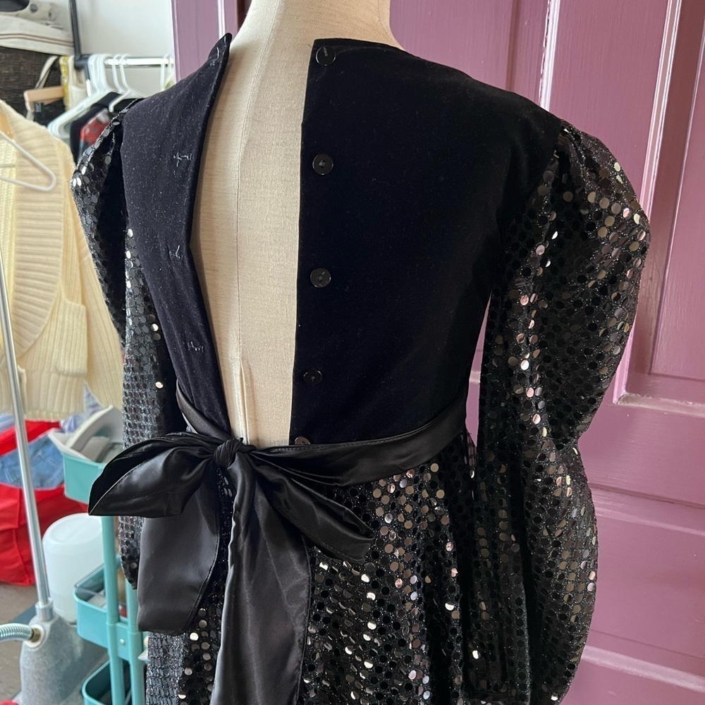 Vintage Memories Black Velvet & Sequin Party Dress - Picture 4 of 5